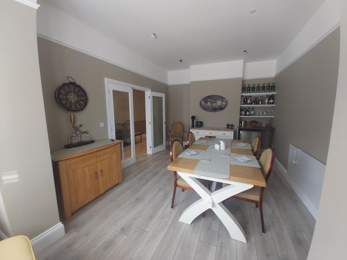 مبيت وإفطار Totland Bay House المظهر الخارجي الصورة