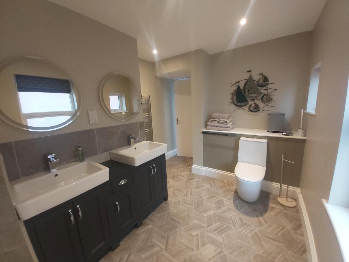 مبيت وإفطار Totland Bay House المظهر الخارجي الصورة